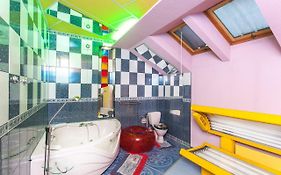 Apartment With Jacuzzi In Old Town